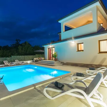 Vila Johanna *