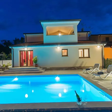 Vila Johanna *